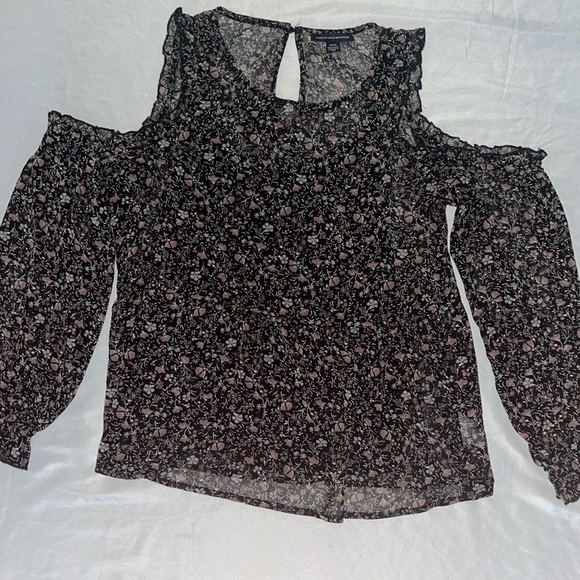 AE Cold Shoulder Blouse - Picture 1 of 10